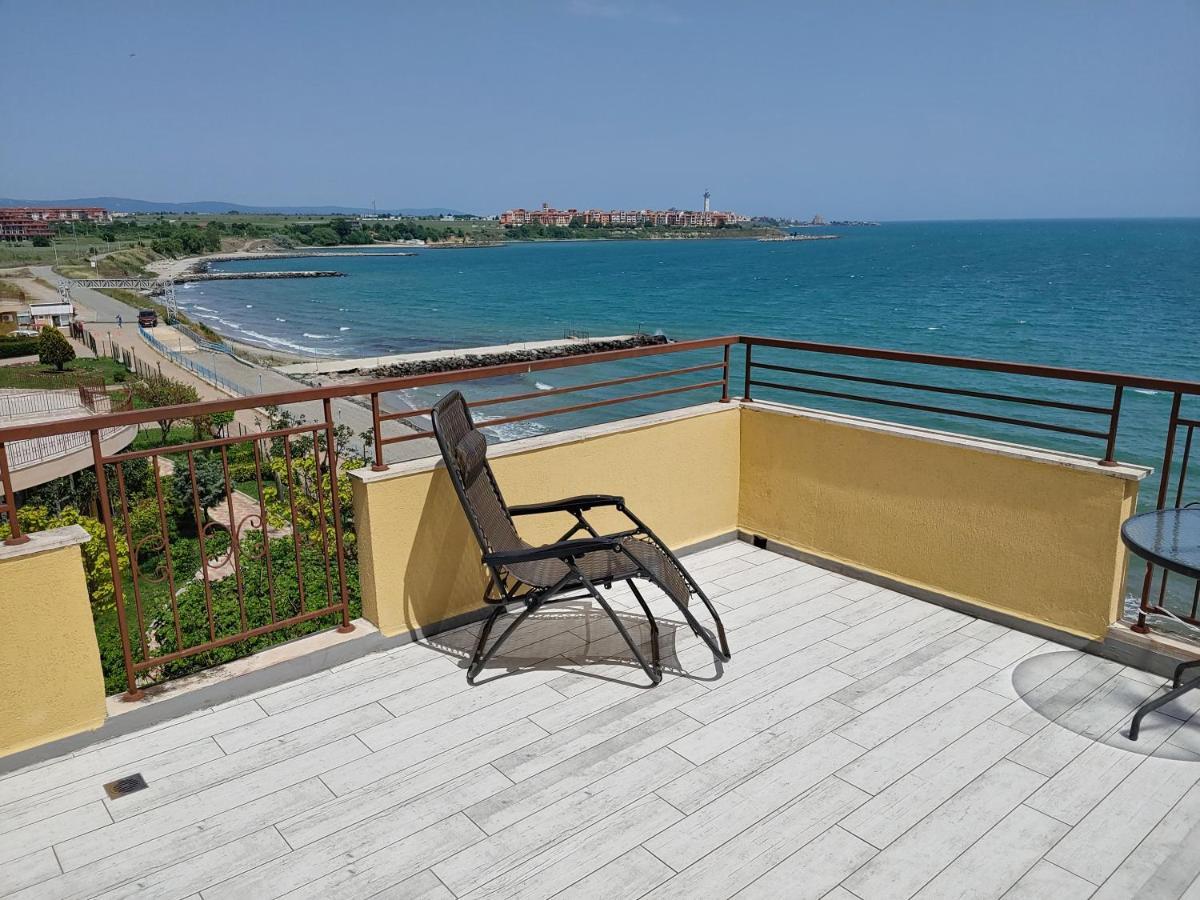 Akb Apartment Sea View Aheloy Exterior foto